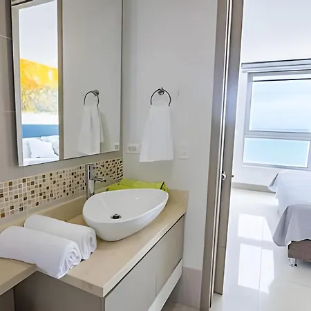 Lujoso Apto Vista Al Mar Piso 34 - Palmetto Apartment