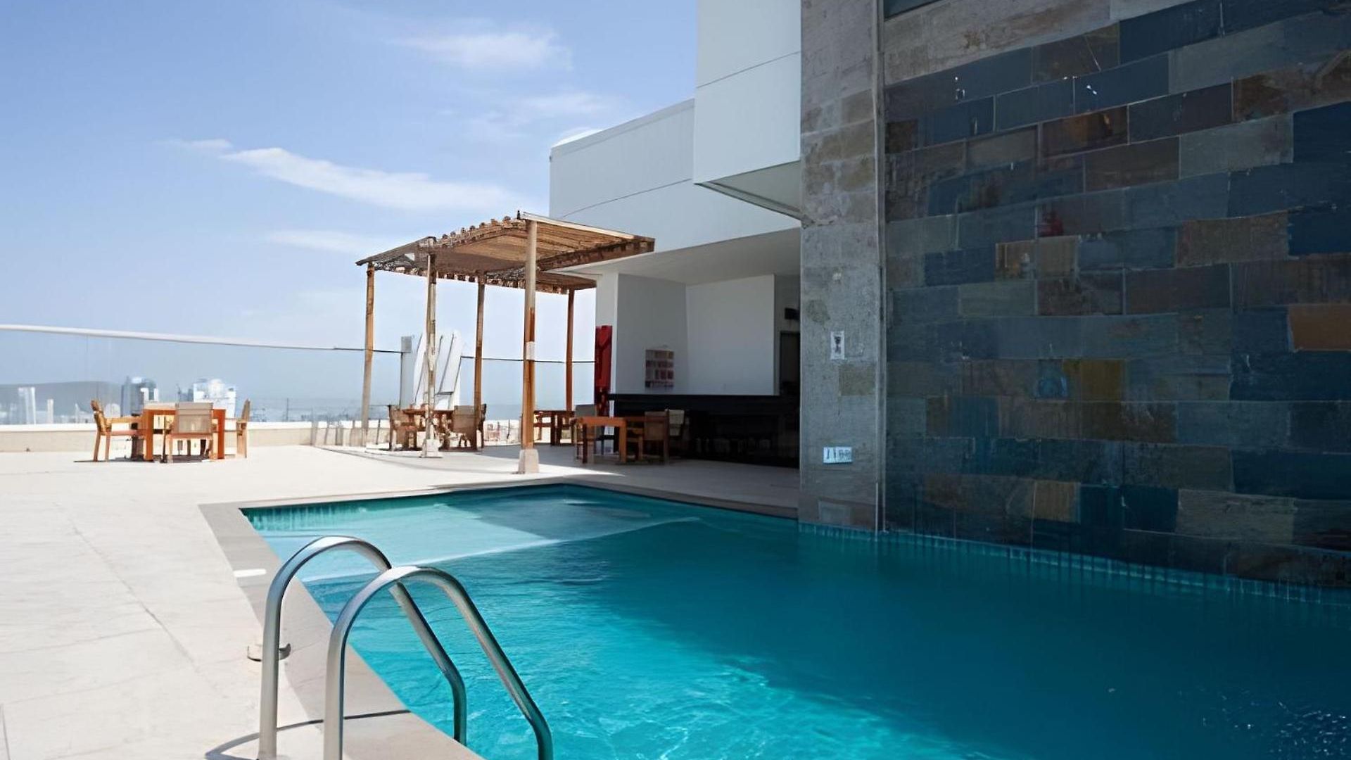 Lujoso Apto Vista Al Mar Piso 34 - Palmetto Apartment *
